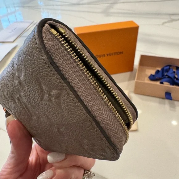 Louis Vuitton Monogram Empreinte Leather Zippy Coin Purse - Tourterelle - Picture 7 of 14